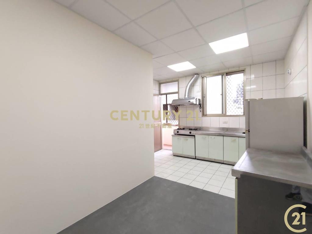 (209)西園邊間靜巷亮麗三房