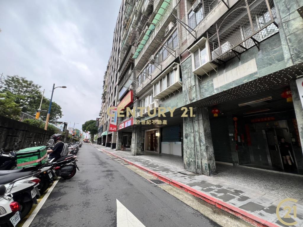 (084)世紀大樓美妝1+1