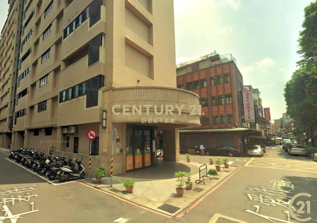 (172)三重國小三角窗金店面