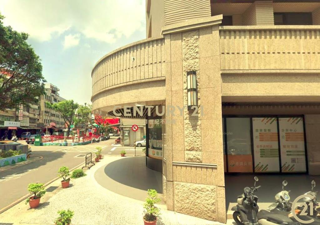 (172)三重國小三角窗金店面