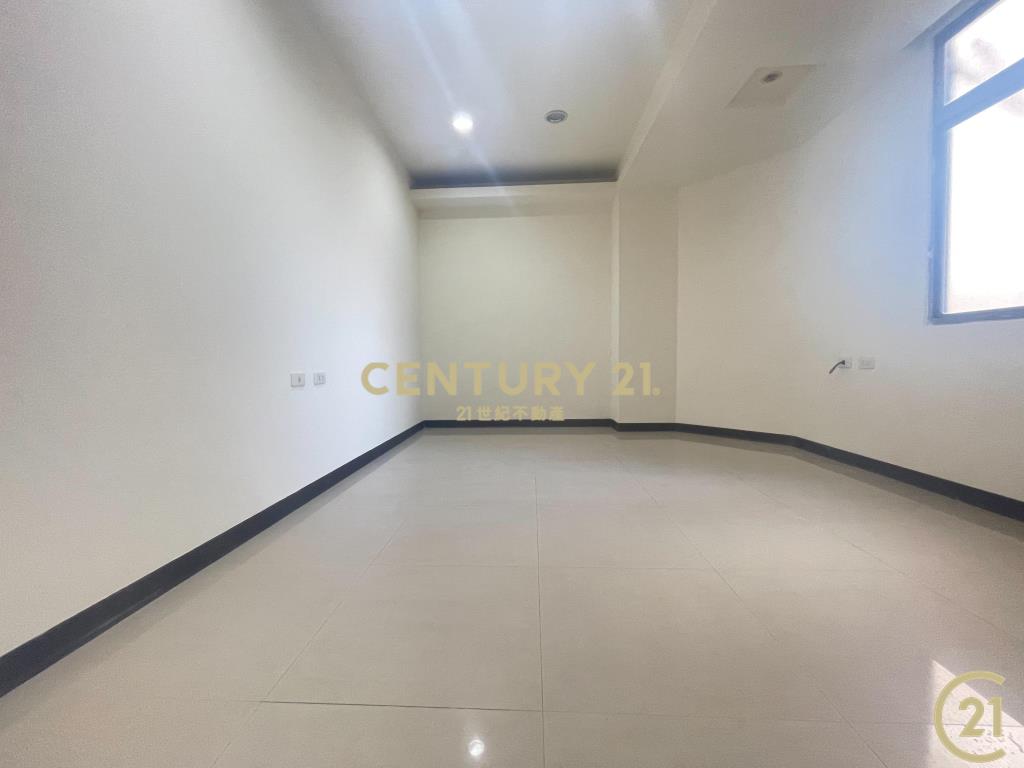 (197)新莊西盛街邊間3樓
