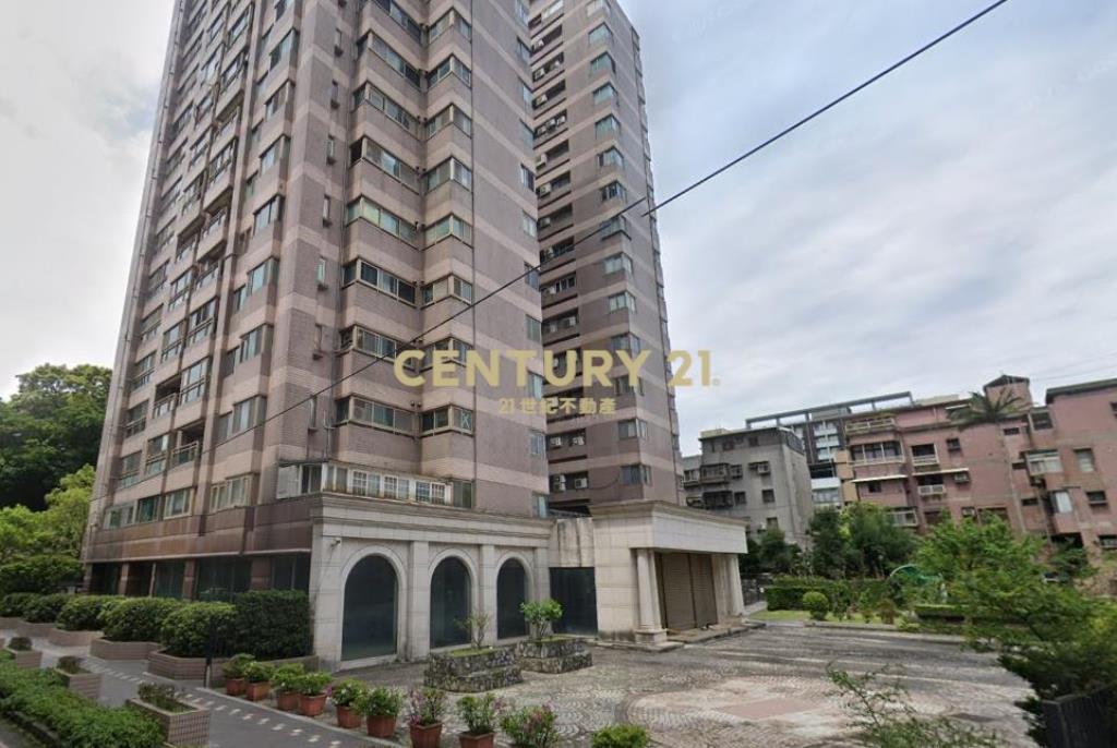 內湖捷運站雄觀挑高六米樓中樓