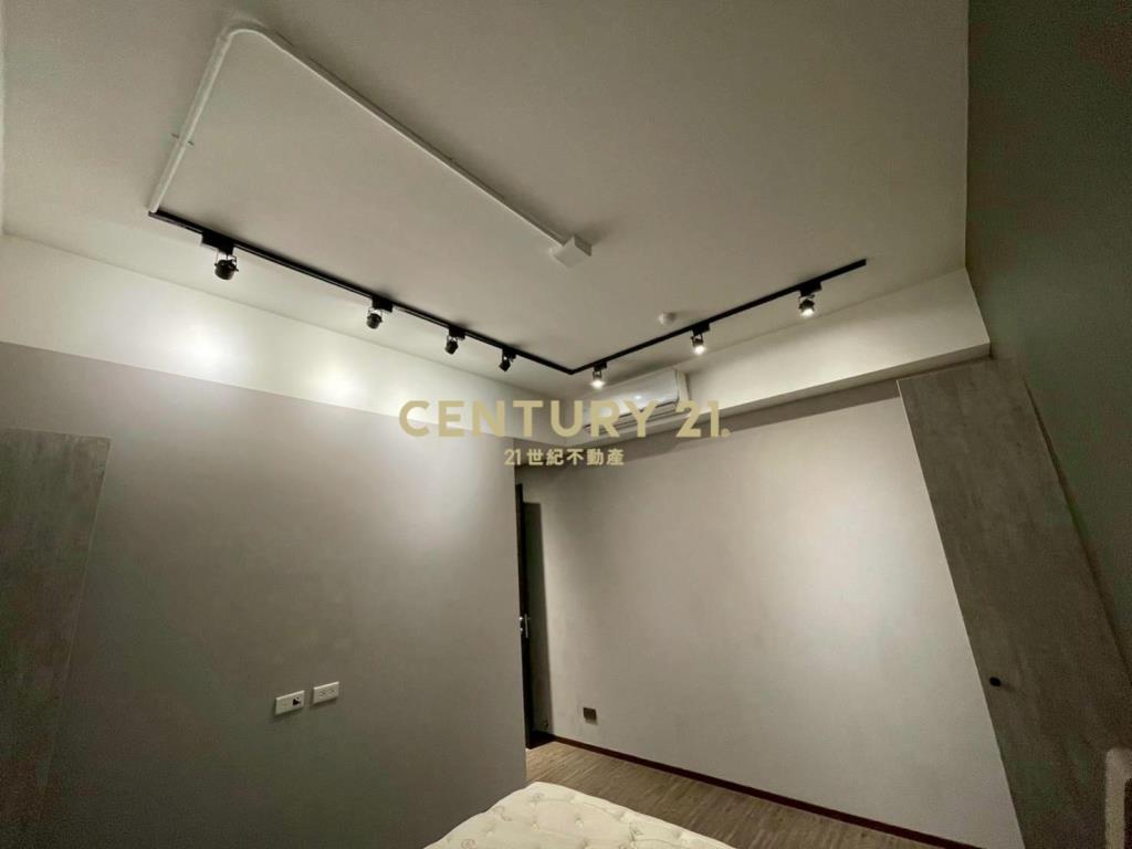 可短租☑四期美式住宅區電梯2房+平面車位