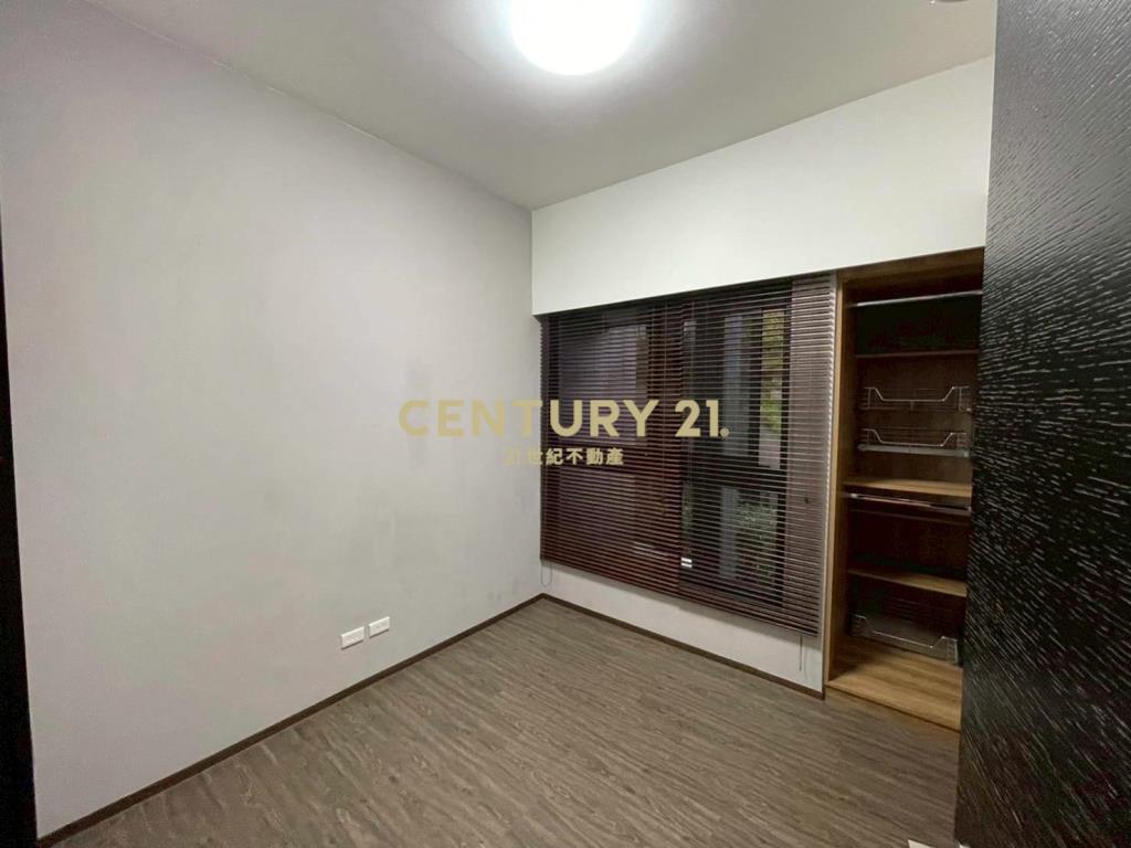 可短租☑四期美式住宅區電梯2房+平面車位