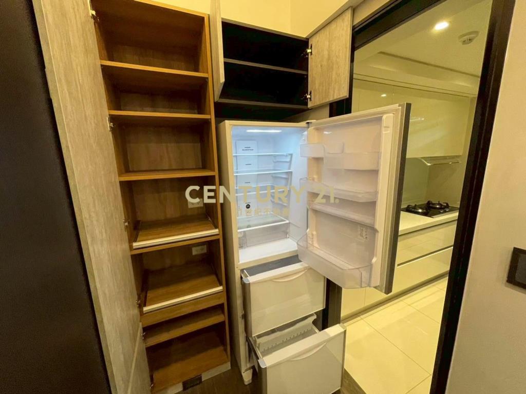 可短租☑四期美式住宅區電梯2房+平面車位