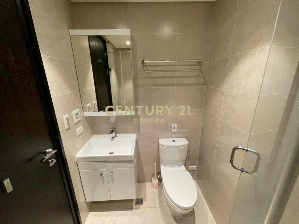 可短租☑四期美式住宅區電梯2房+平面車位