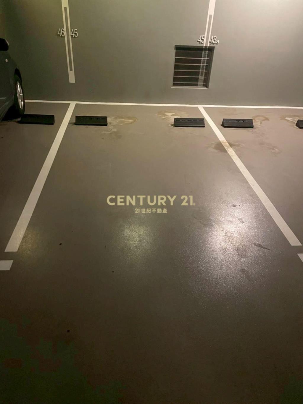 可短租☑四期美式住宅區電梯2房+平面車位