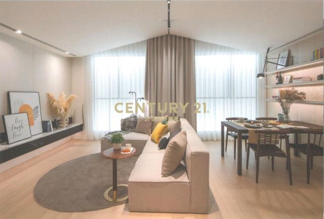 蓮園心邑邊間大庭院+雙車位