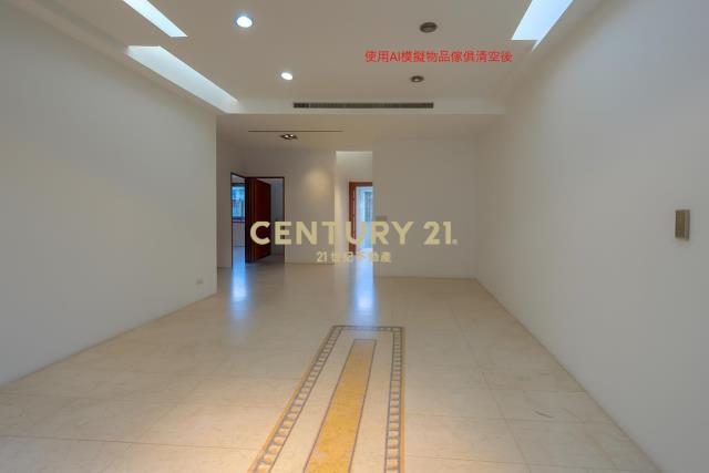 四期超稀有低公設大前庭後院一樓雙車位