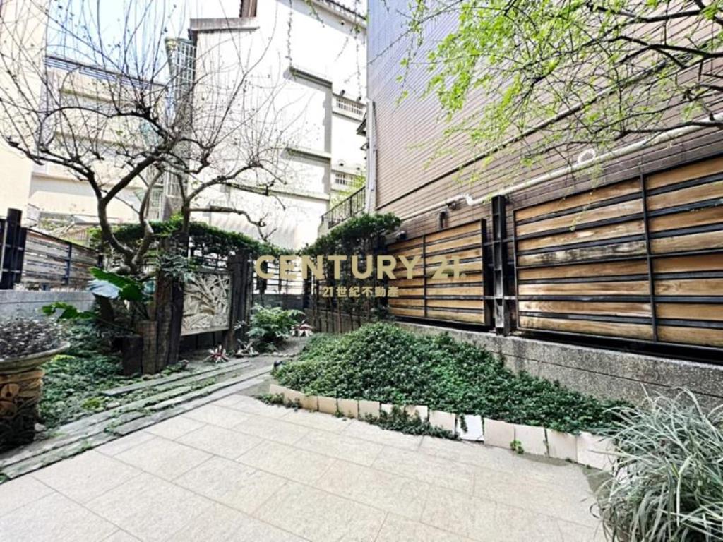 新墅宇(攬翠)一樓庭院戶｜公園景觀第一排