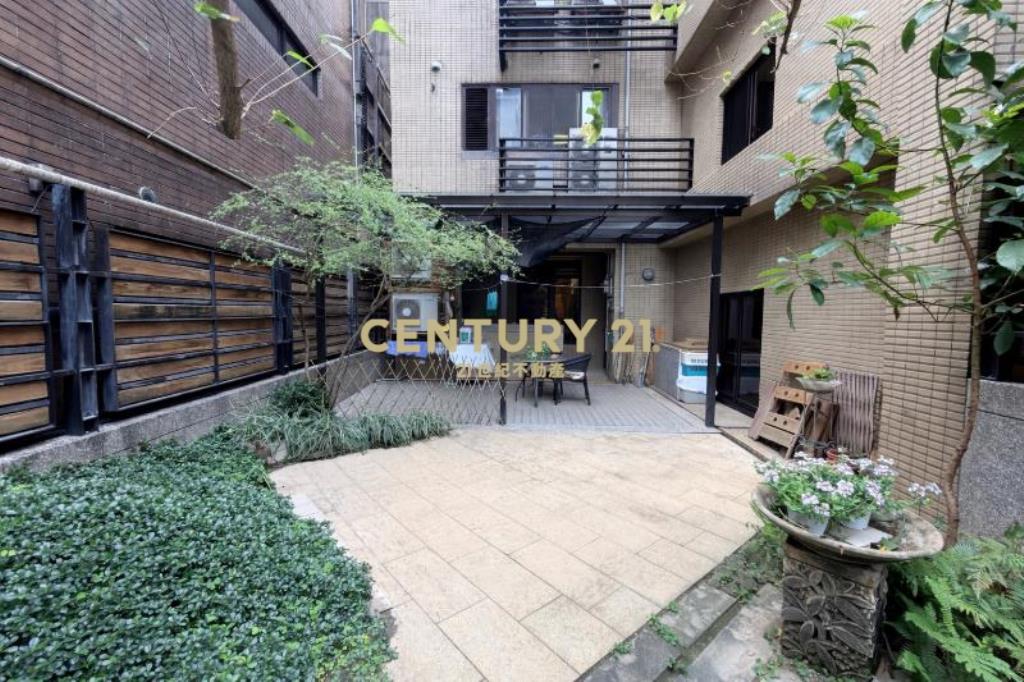 新墅宇(攬翠)一樓庭院戶｜公園景觀第一排