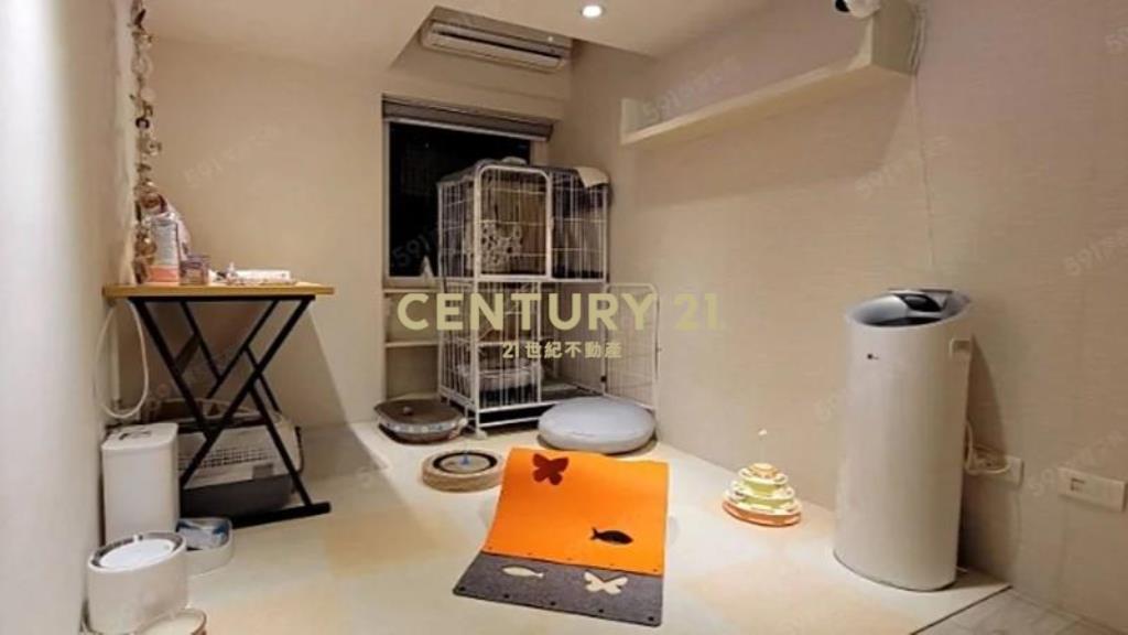 頂客時尚裝璜超級花園兩房車位