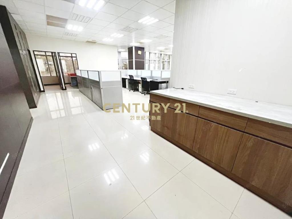 內科152坪商辦｜8室格局｜企業首選