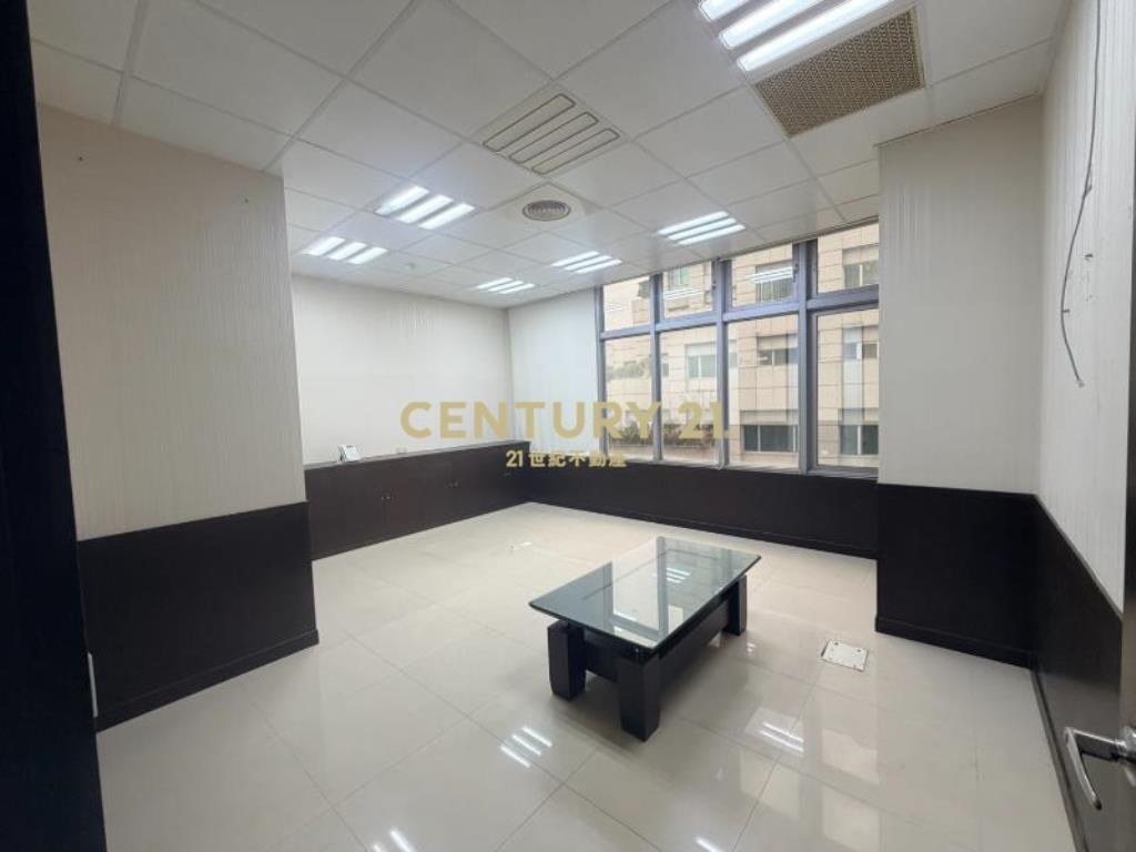 內科152坪商辦｜8室格局｜企業首選