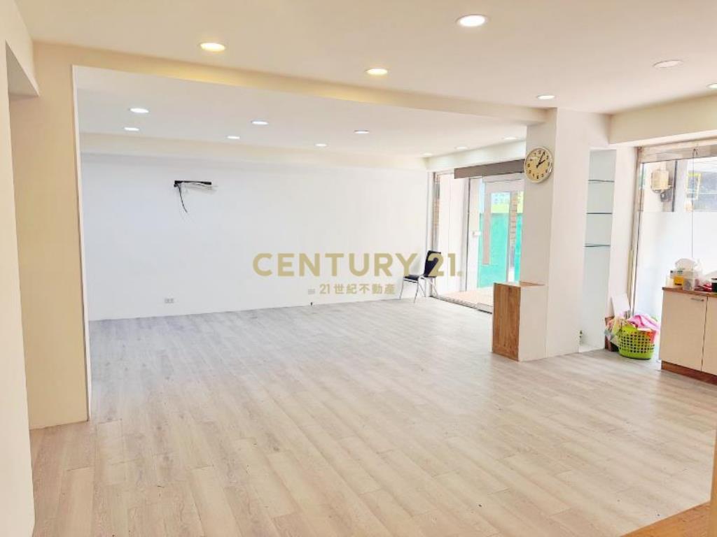 捷運文德站旁├6米9大面寬┤一樓店辦