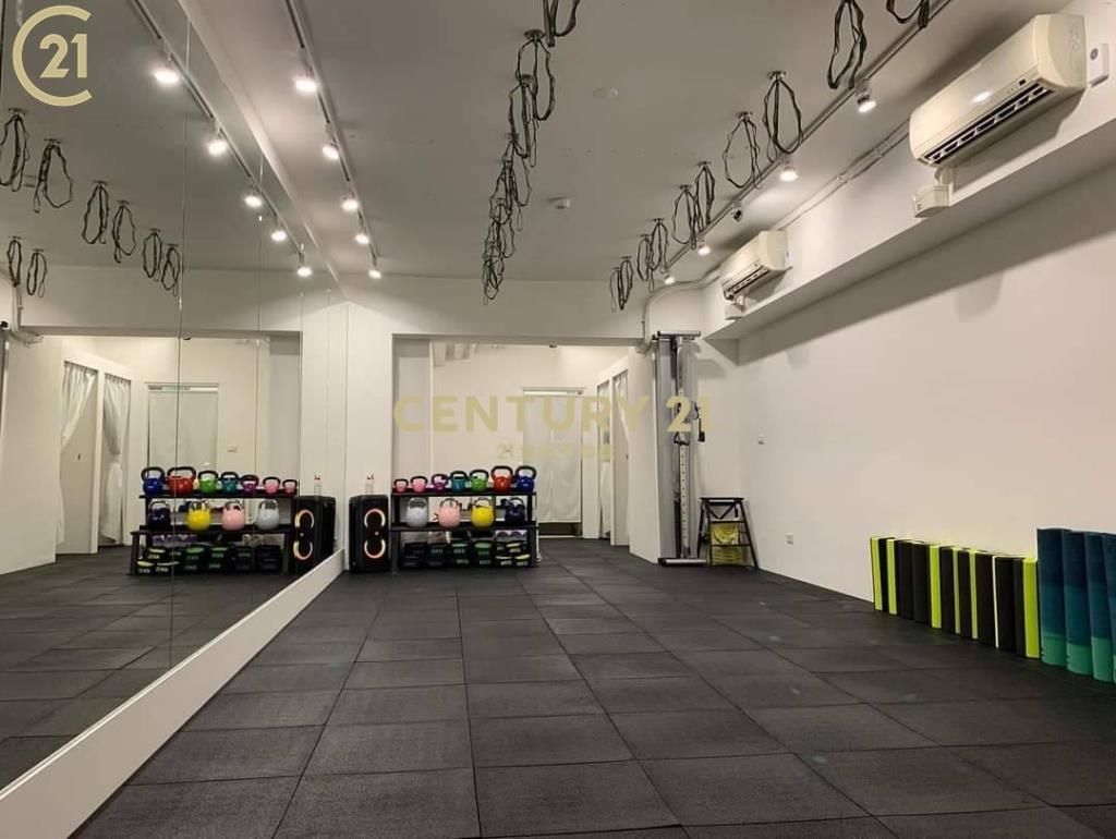 長安西路黃金店面