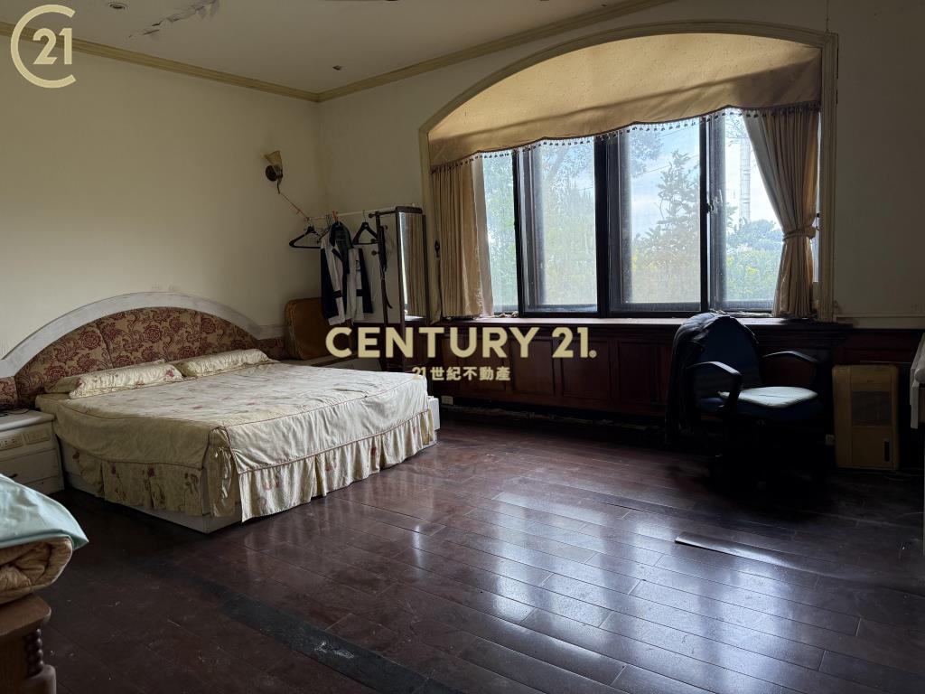 淡水泳池別墅千坪大土地