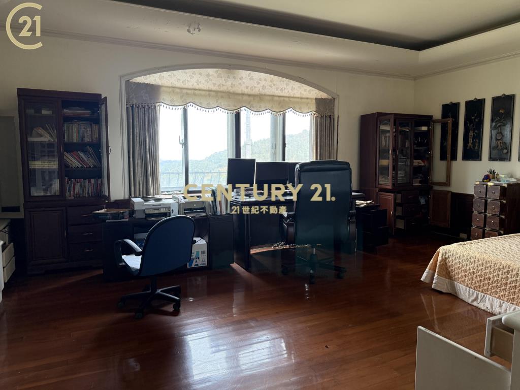 淡水泳池別墅千坪大土地