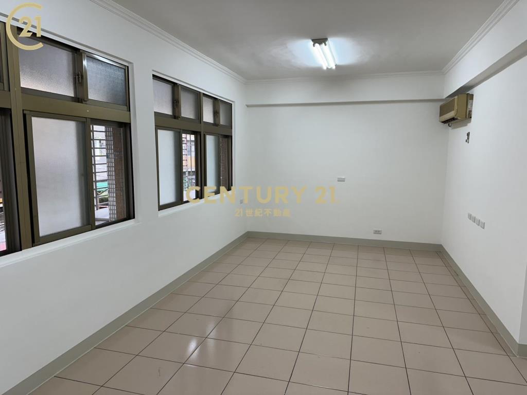 裕民夜市3樓美寓