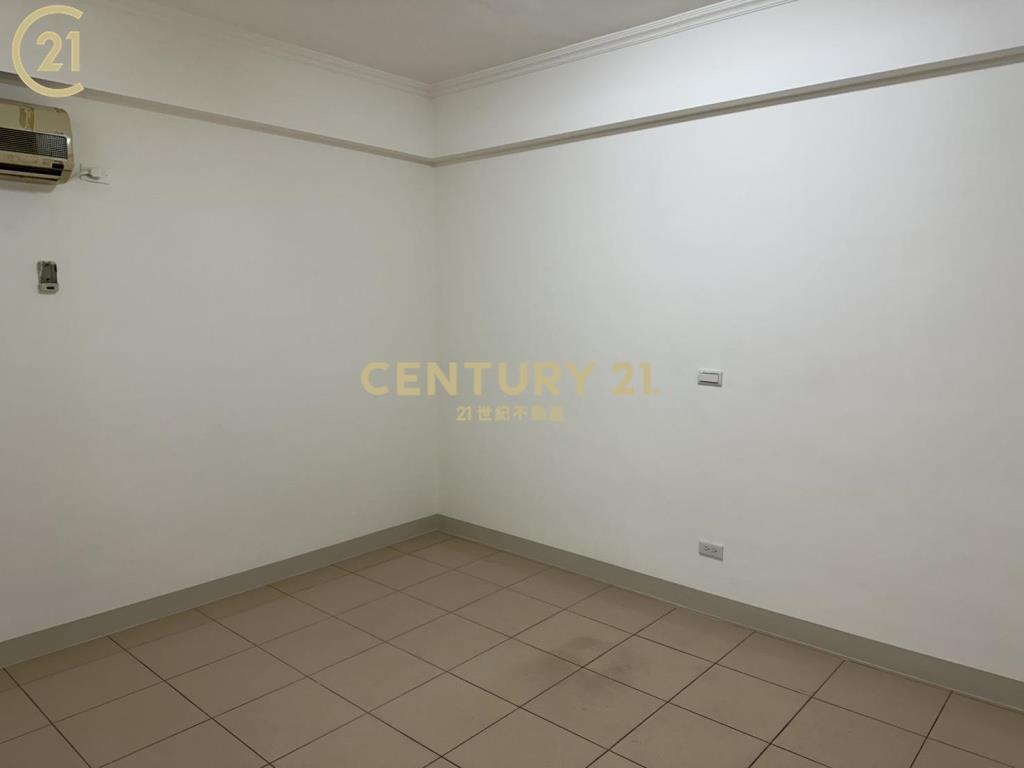 裕民夜市3樓美寓