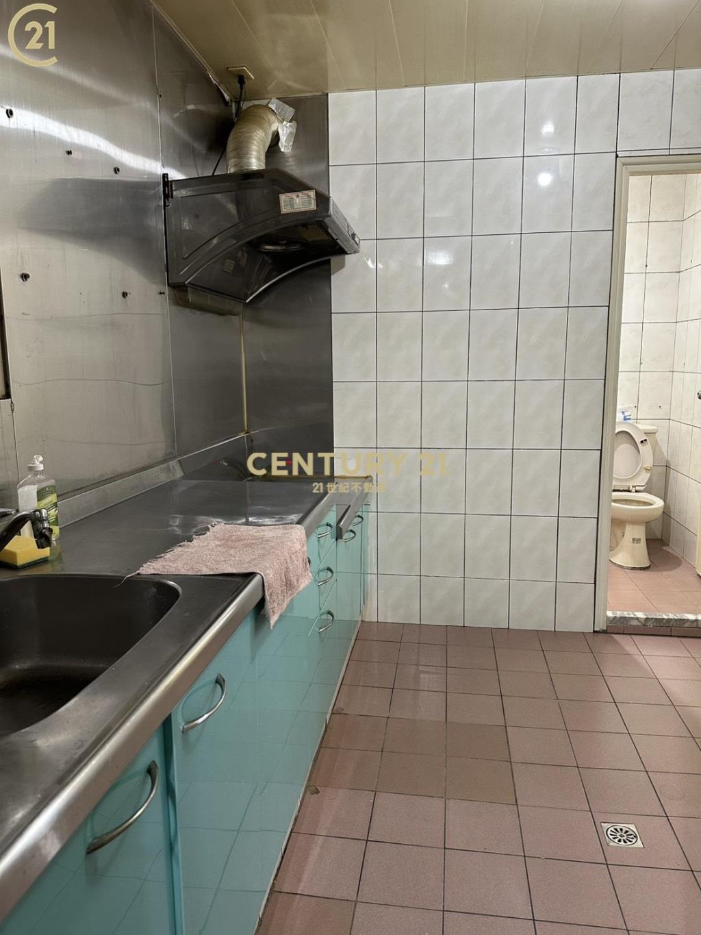 裕民夜市3樓美寓