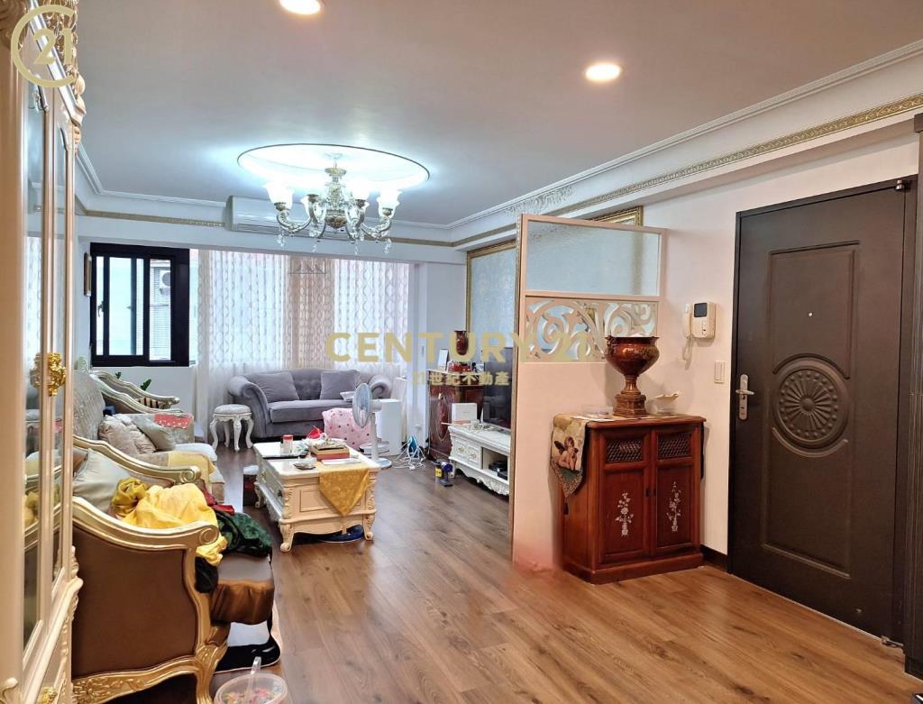 東和公園電梯4房