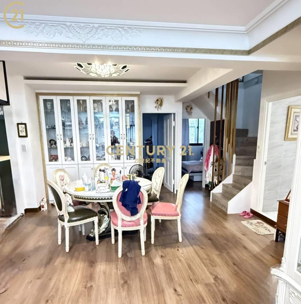 東和公園電梯4房