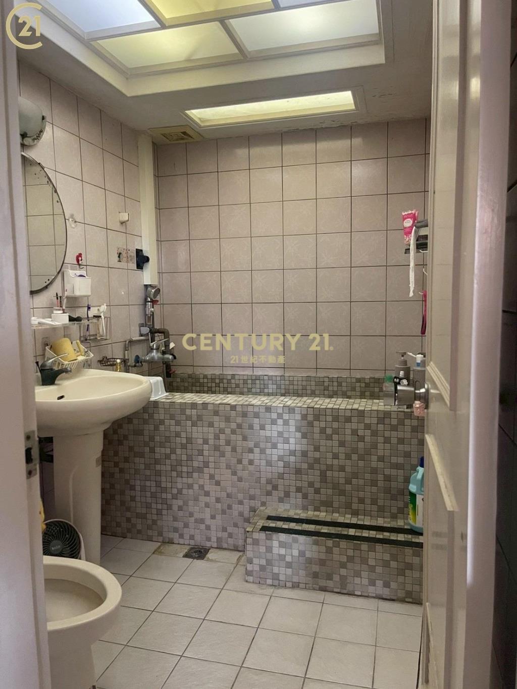 大華陽明泉源邊間2房