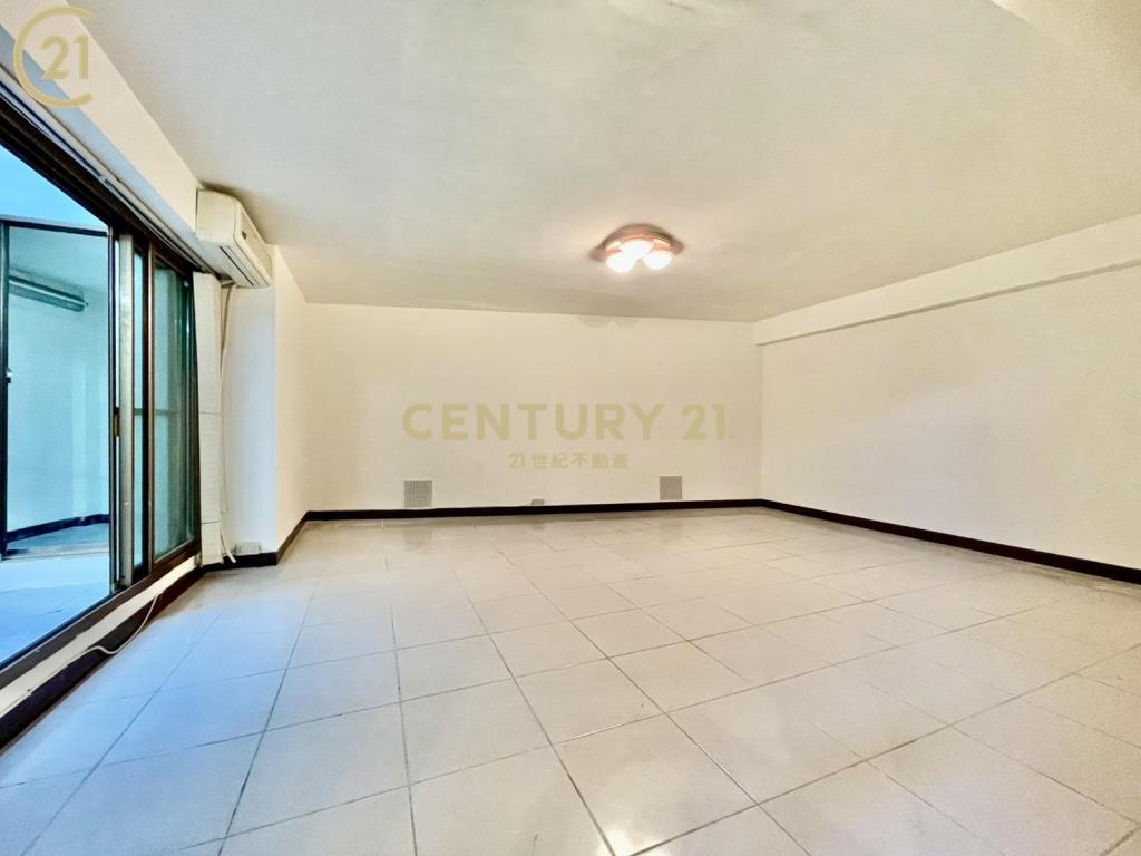 士北科面寬住辦庭院美宅