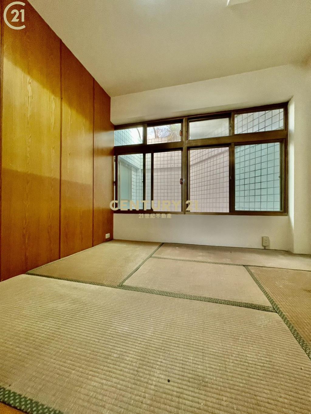 士北科面寬住辦庭院美宅