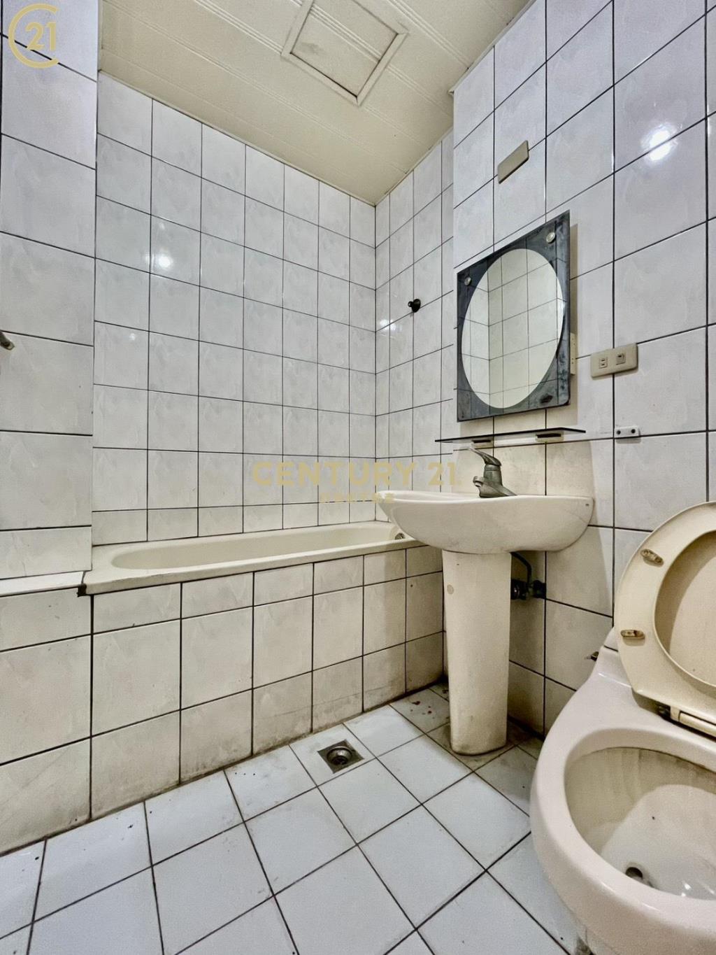 士北科面寬住辦庭院美宅