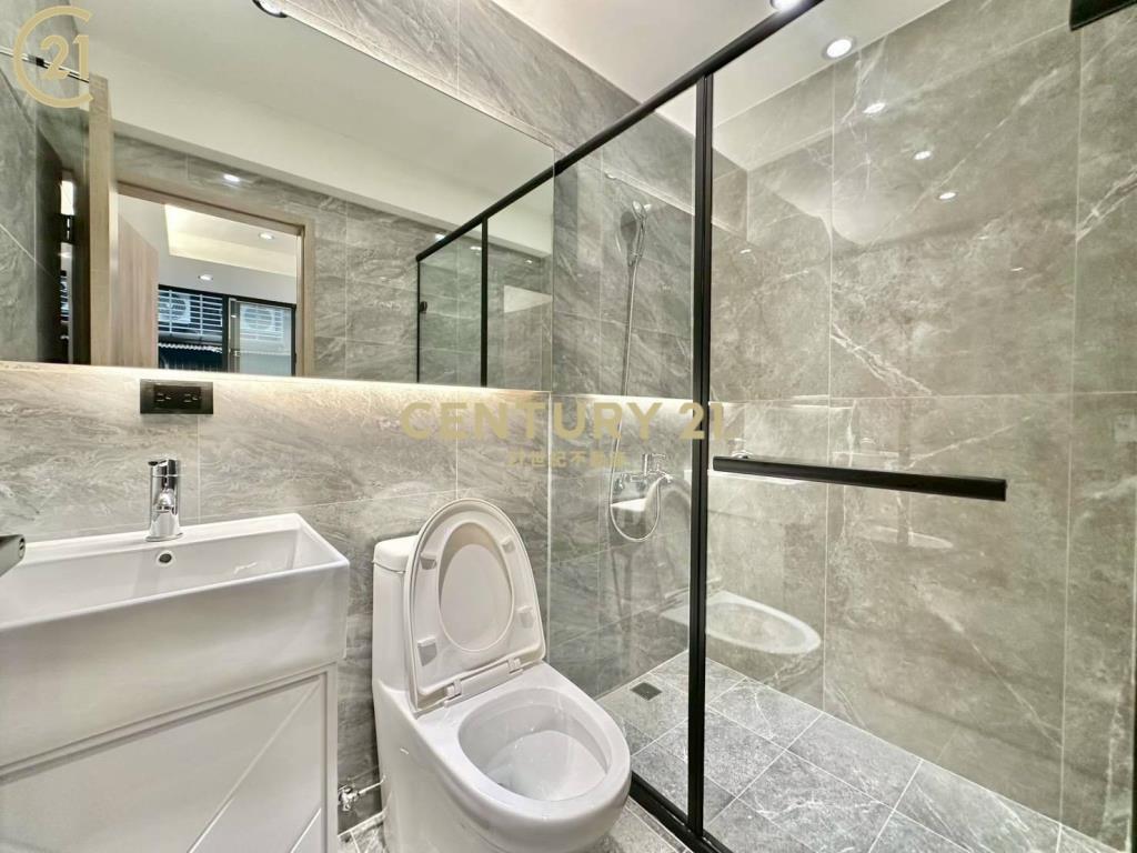 膝蓋救星三重二樓精裝美寓