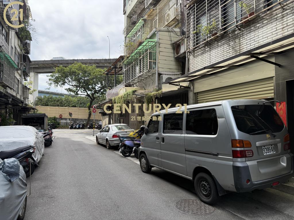 華江國小全新裝潢四房公寓