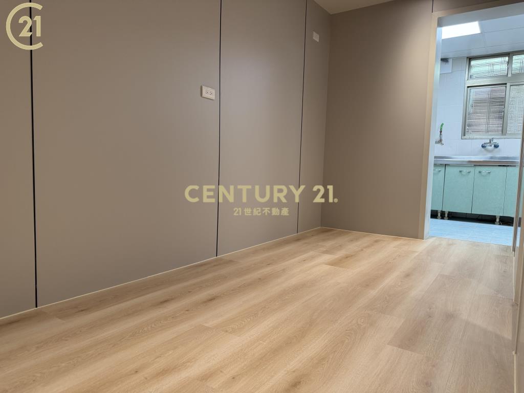 華江國小全新裝潢四房公寓