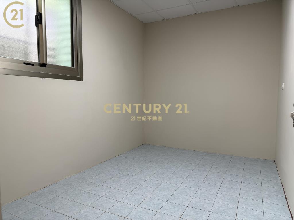 華江國小全新裝潢四房公寓