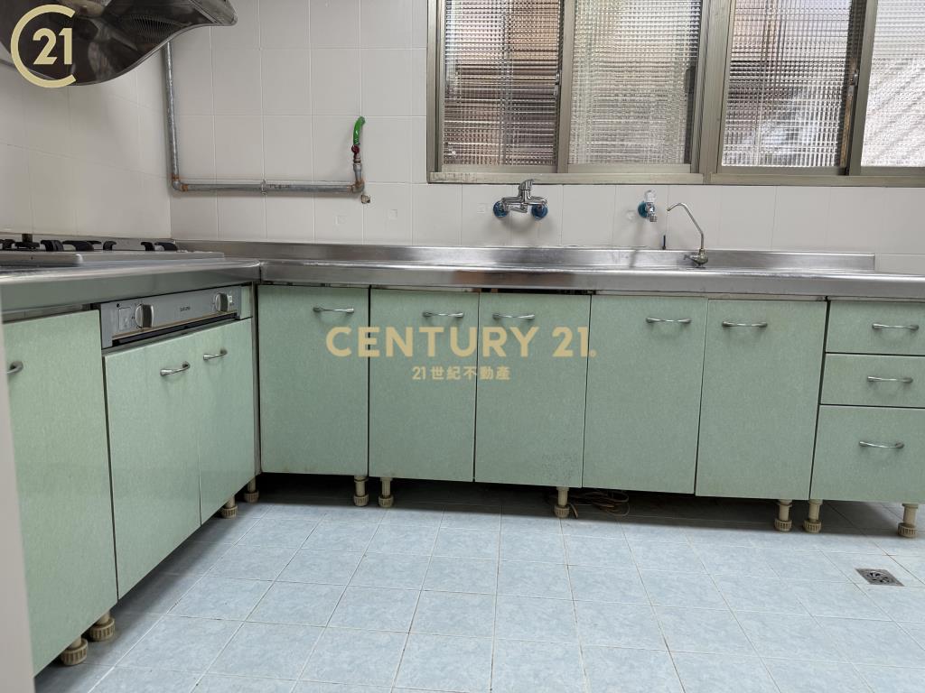 華江國小全新裝潢四房公寓