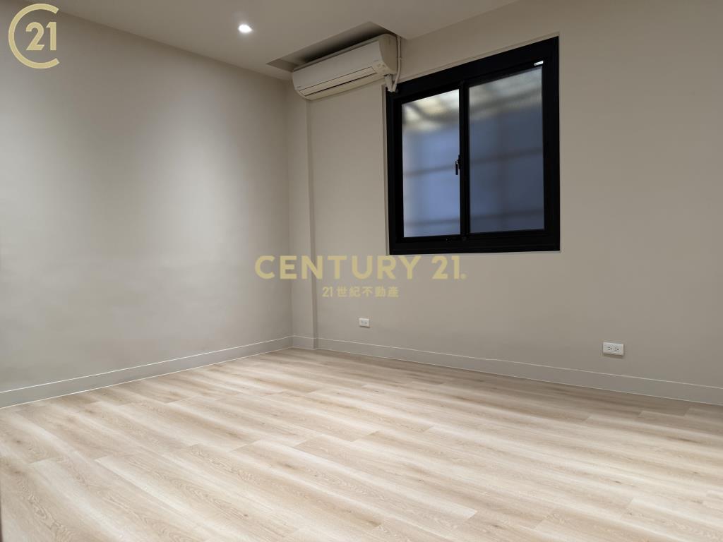 華江國小全新裝潢四房公寓