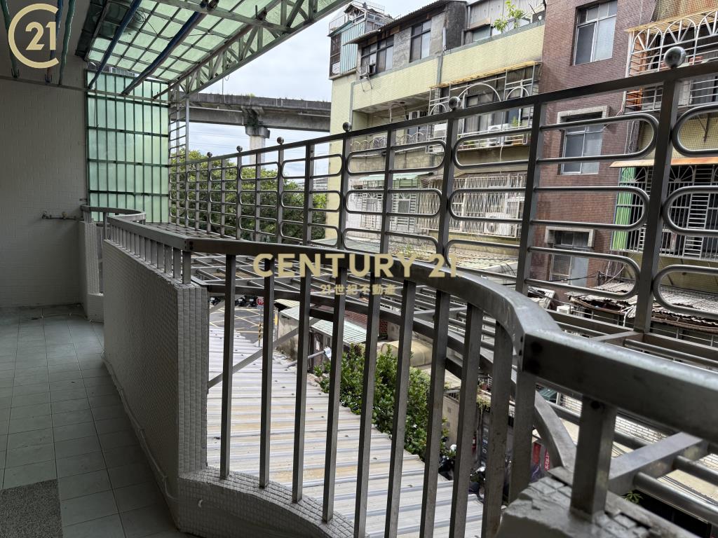 華江國小全新裝潢四房公寓