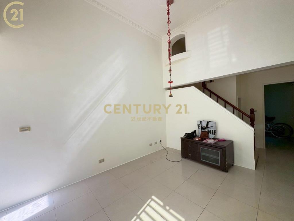 關渡山水天地透天