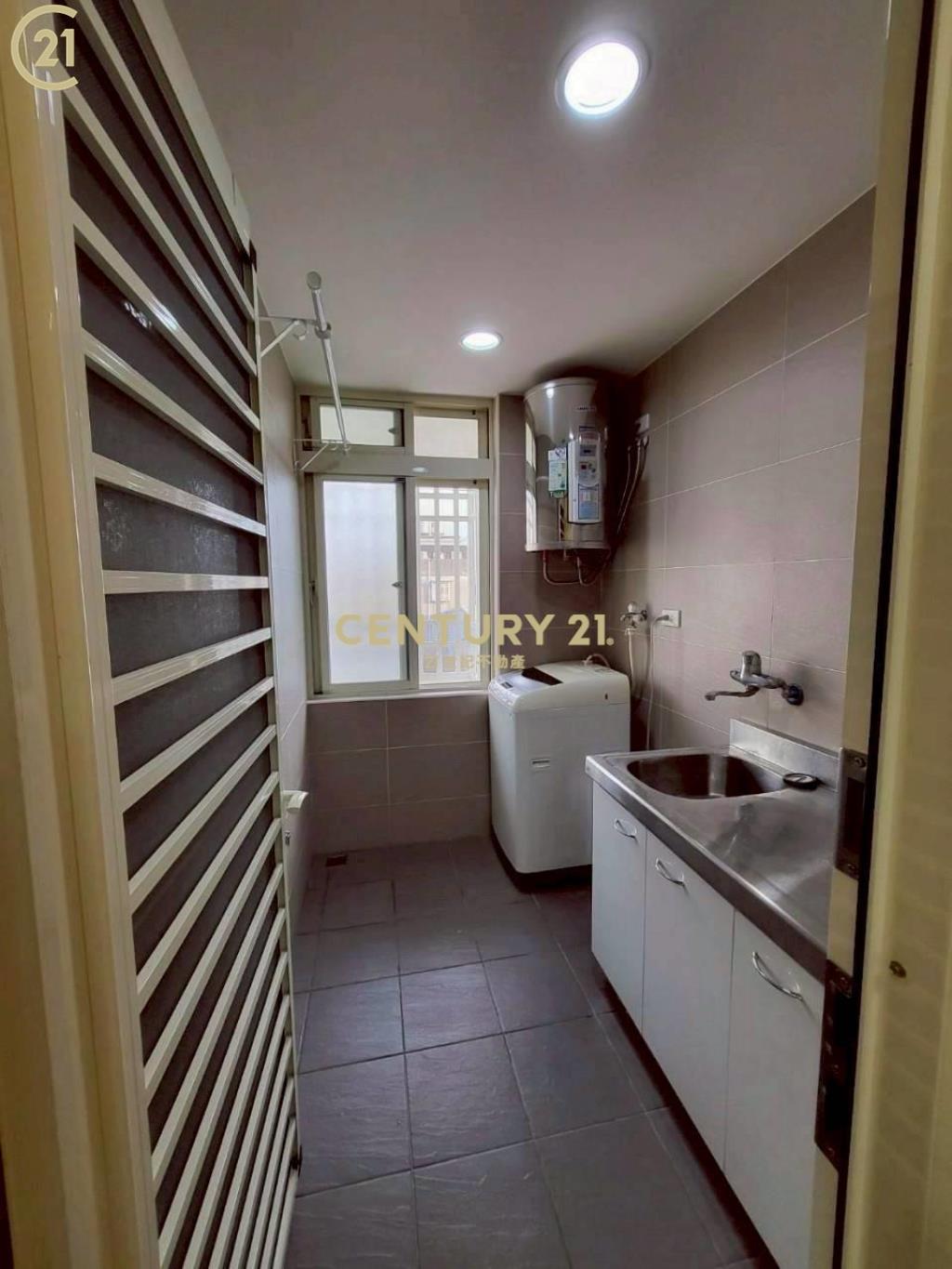 徐匯中學站滿租黃金收租屋