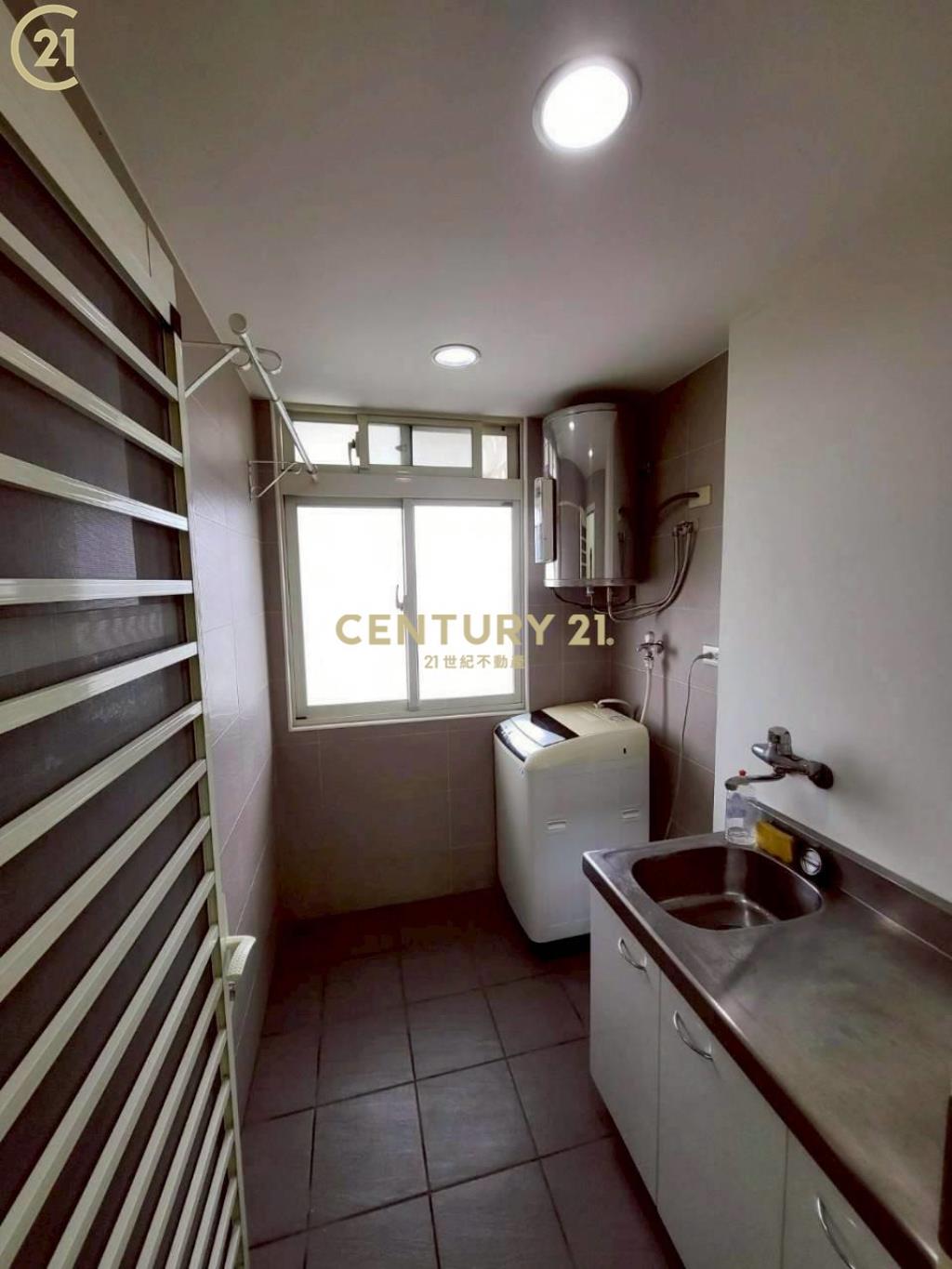 徐匯中學站滿租黃金收租屋