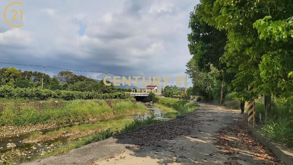 玉井豐里全新資材室農地