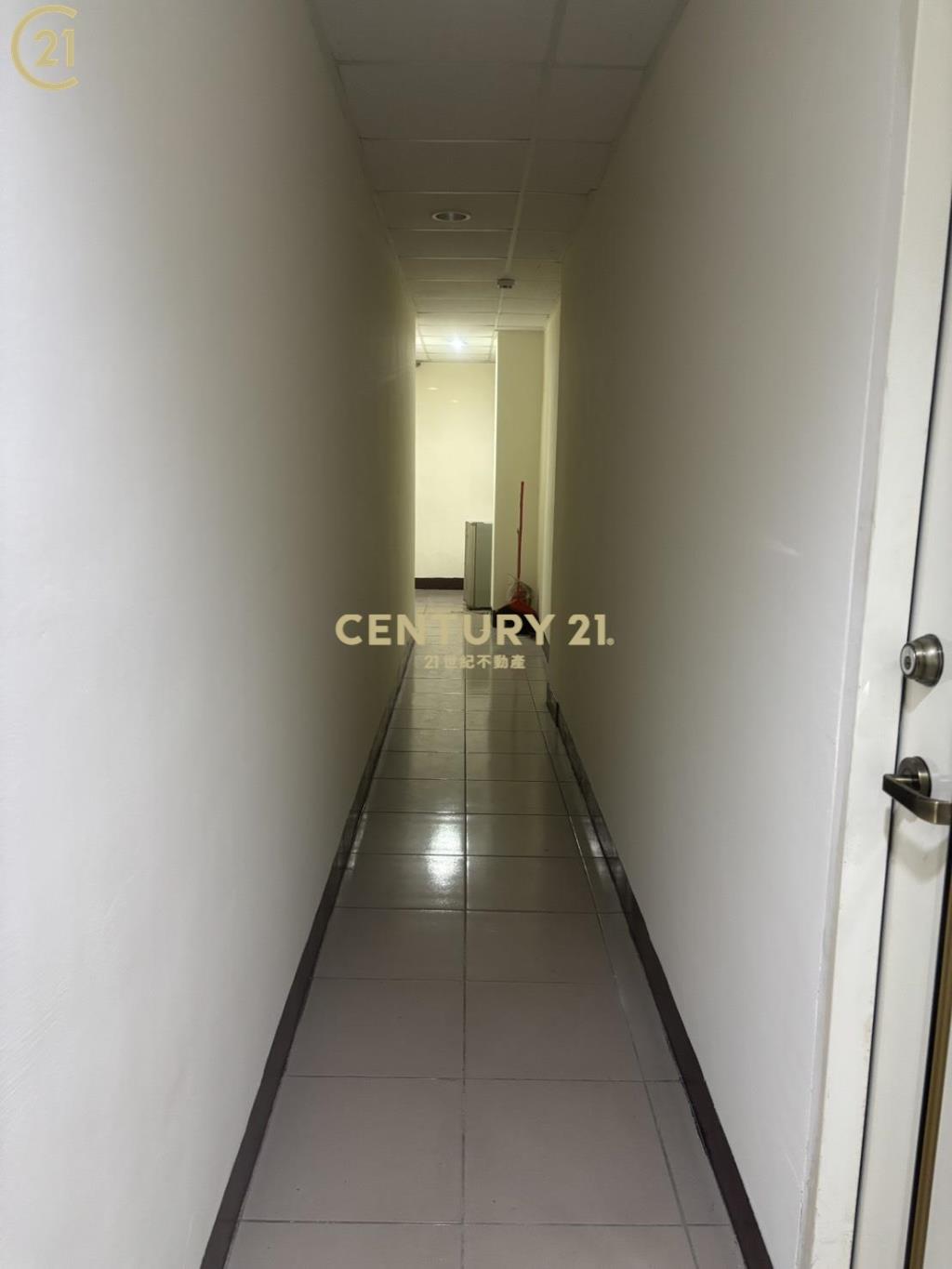 鶯歌收租四套房一樓