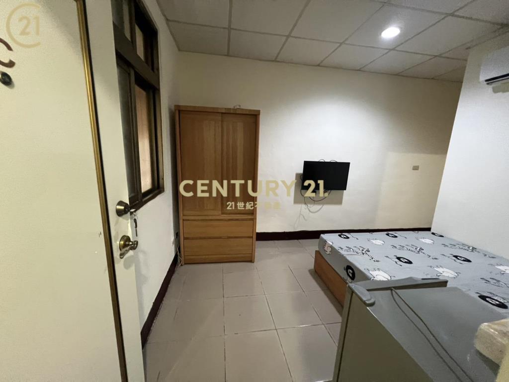 鶯歌收租四套房一樓