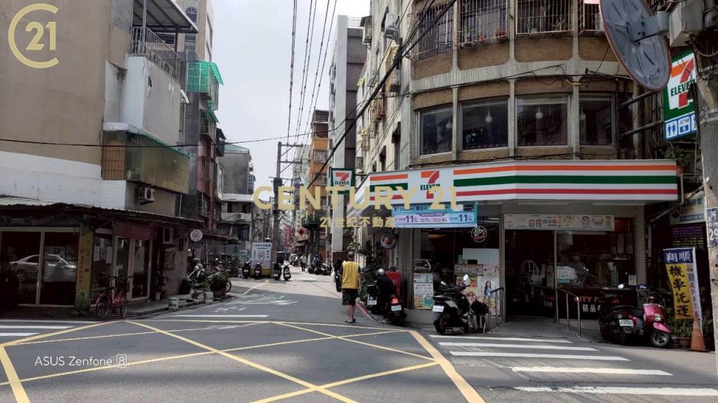 徐匯捷運邊間美妝頂佳