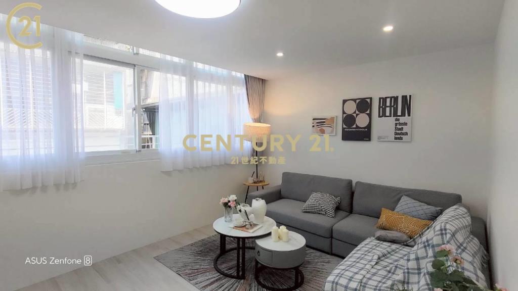 徐匯捷運邊間美妝頂佳