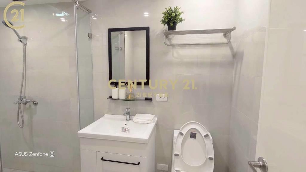 徐匯捷運邊間美妝頂佳