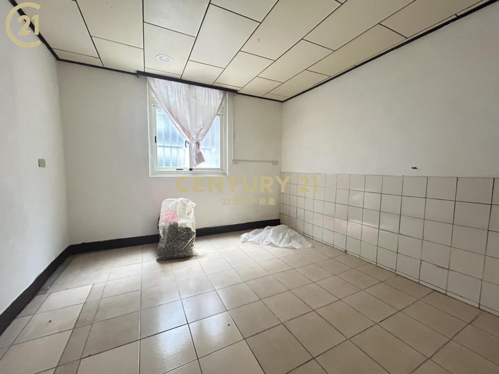 龜山大空間美寓 買一層送一層