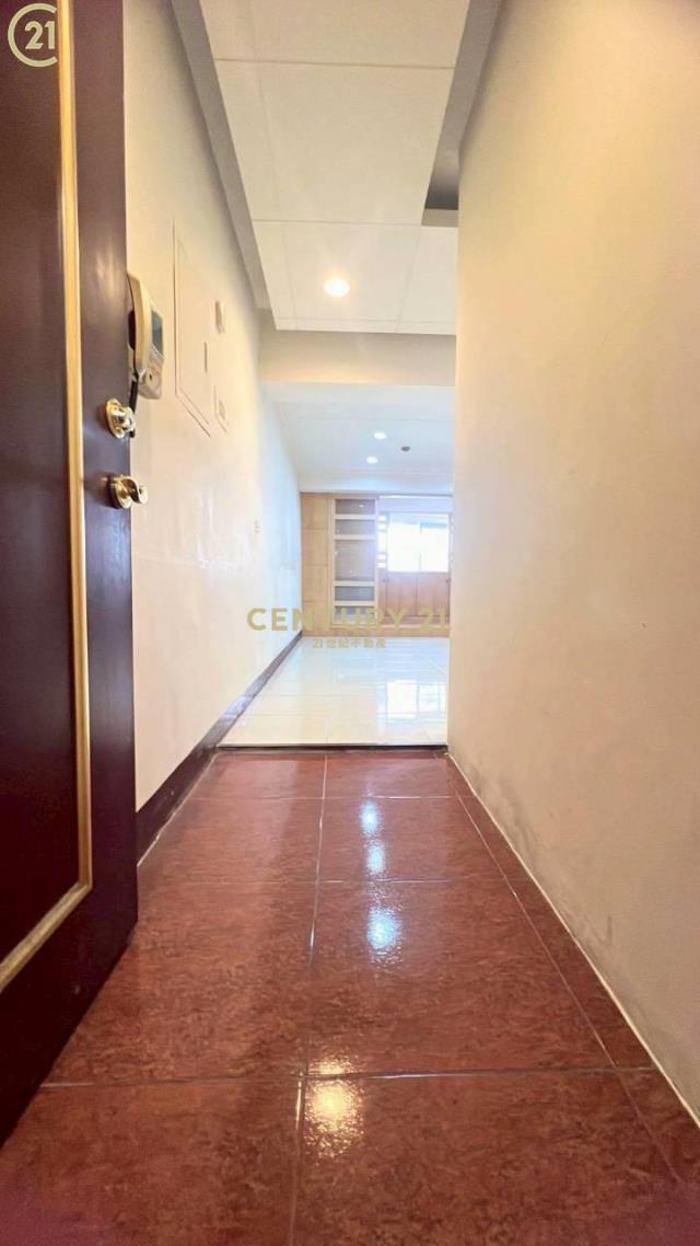 蘆洲長安街4房車溫馨華廈