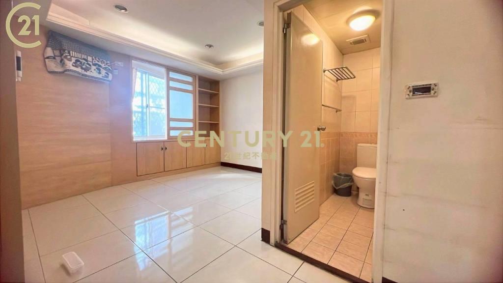 蘆洲長安街4房車溫馨華廈